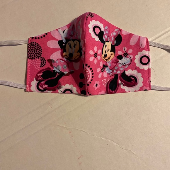 Disney's Minnie Mouse Face Mask for Kids - Picture 1 of 4